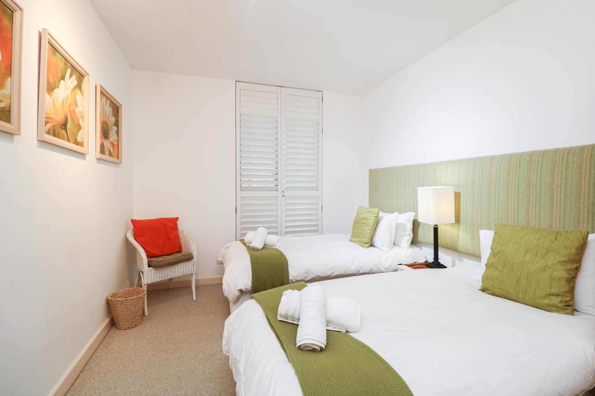 Apartment 506 Hibernian Towers Luxury Self Catering South Africa *