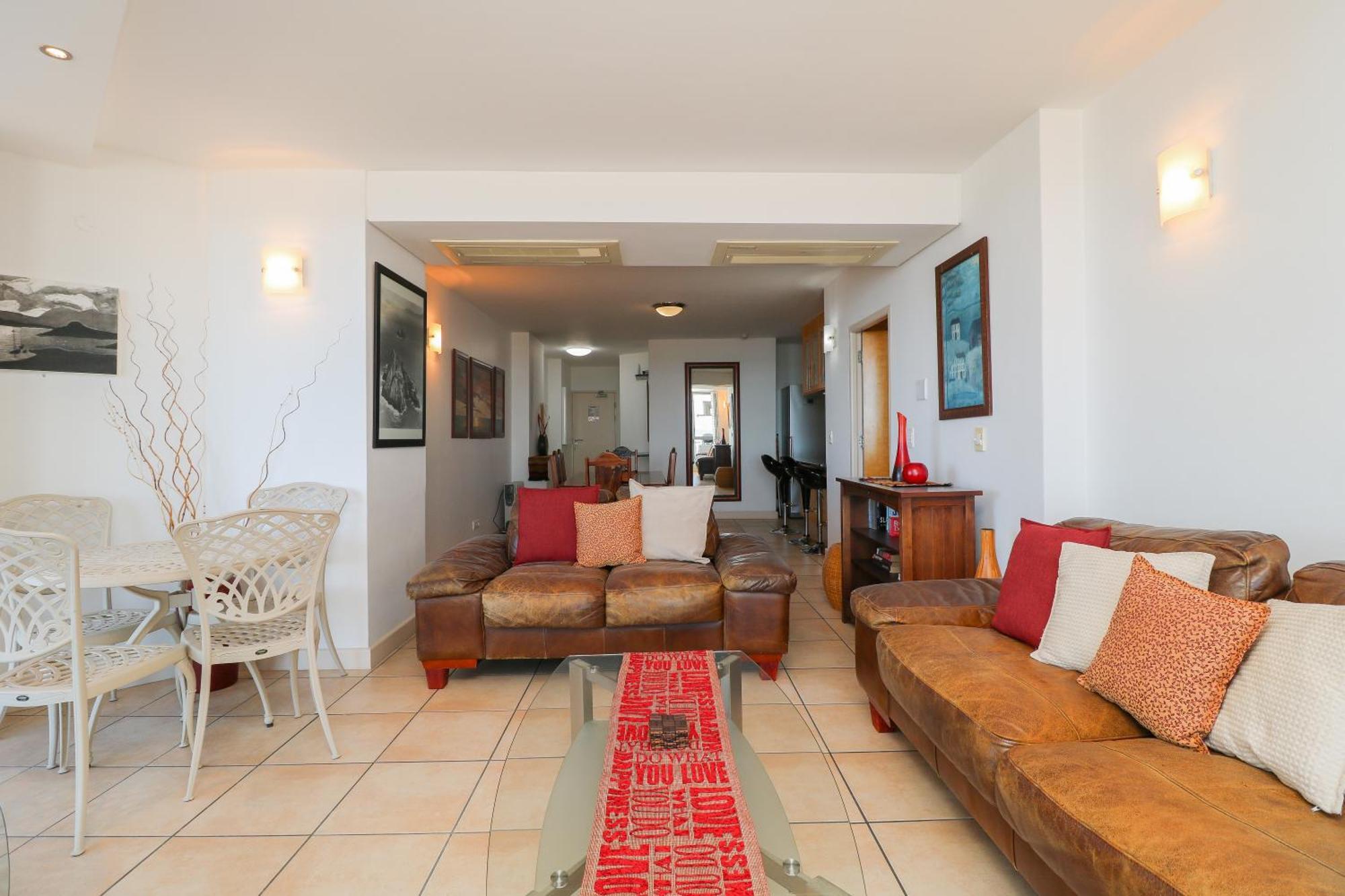506 Hibernian Towers Luxury Self Catering South Africa Apartment *