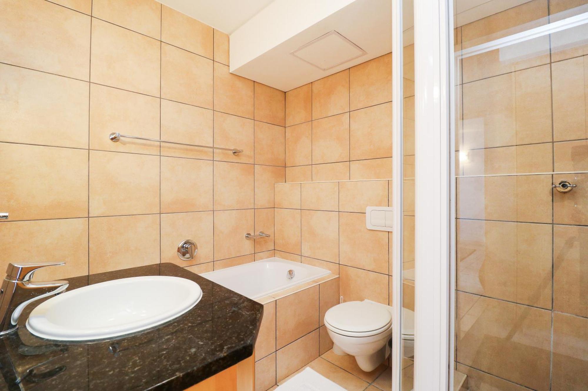 506 Hibernian Towers Luxury Self Catering South Africa * Cape Town